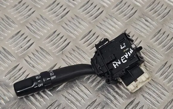 Toyota Avensis T250 Indicator stalk 173650
