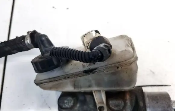 Fiat Ulysse Brake fluid reservoir 