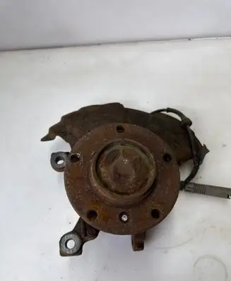BMW 3 E36 Front wheel hub