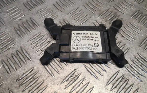 Mercedes-Benz C W203 Alarm movement detector/sensor 2038219551 A2038219551