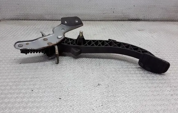 Clutch pedal