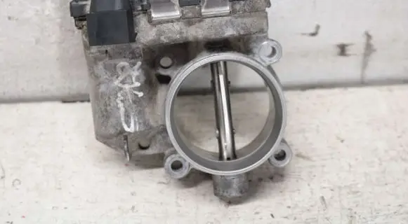 Mercedes-Benz C W203 Throttle valve A1110980109 0280750045