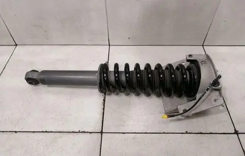 Aston Martin DB9 Rear shock absorber damper bump stop DG4318W002DB