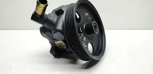 Ford Mondeo MK II Power steering pump 95883A733AB