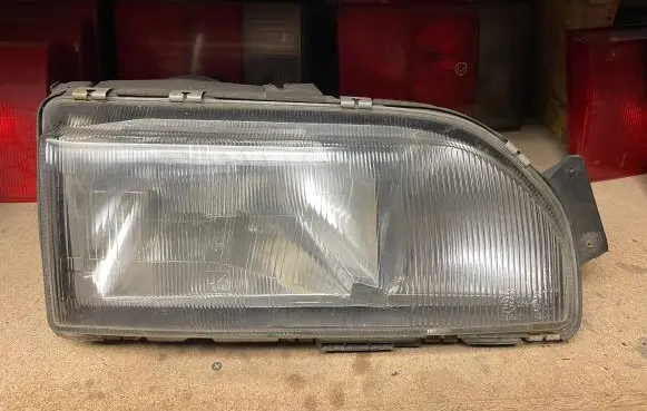 Ford Sierra Headlight/headlamp 87BG13005A2A 87BG13NO10AA