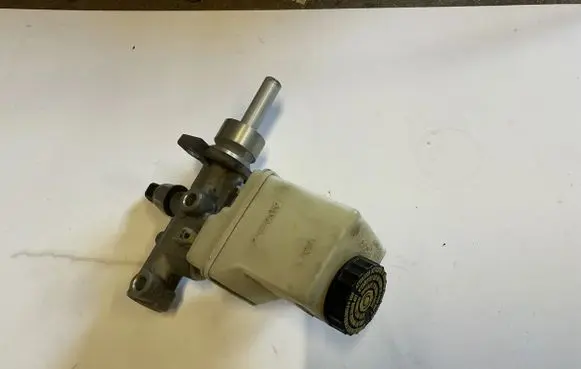 Citroen C5 Master brake cylinder 0204221957
