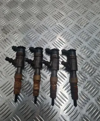 Ford Mondeo MK V Fuel injectors set 0445110489