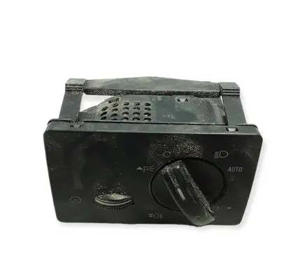 Ford Focus Light switch 498610