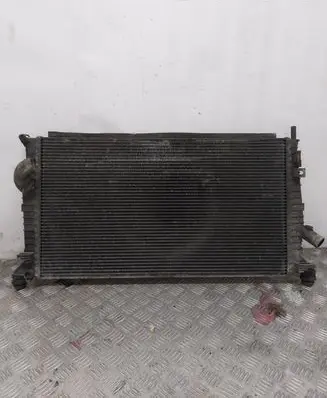 Volvo V50 Coolant radiator
