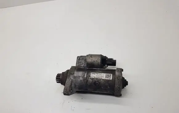 Volkswagen Polo V 6R Starter motor 02Z911021C