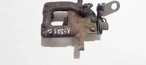 Volkswagen Jetta VI Rear brake caliper w08471