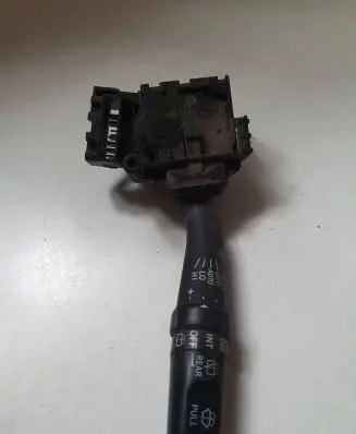 Toyota Avensis T250 Wiper control stalk 173821