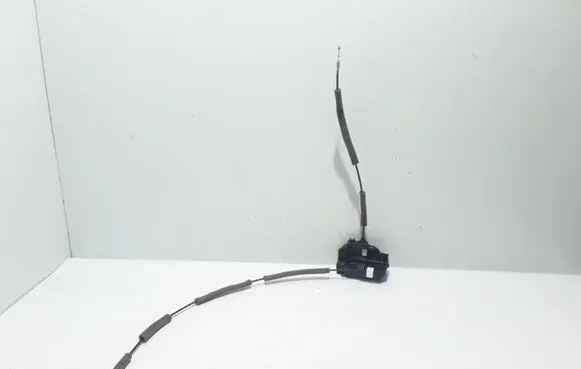 Renault Koleos II Front door lock 805025062R