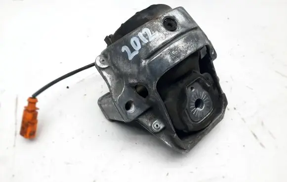 Audi Q5 SQ5 Engine mount bracket 8R0199381