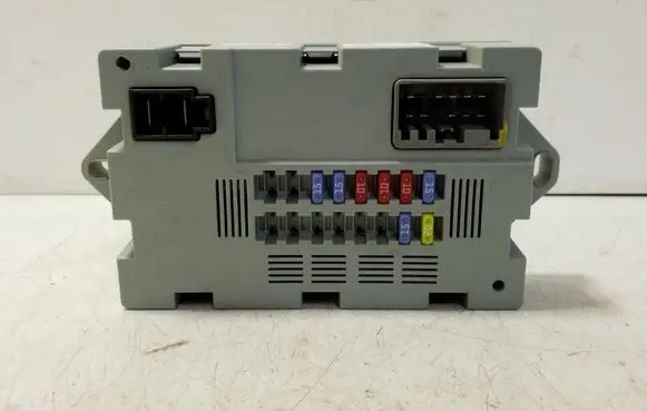 Land Rover Discovery Sport Fuse module CPLA14Q073AA
