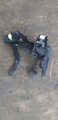 Renault Master III Pedal assembly 465104099