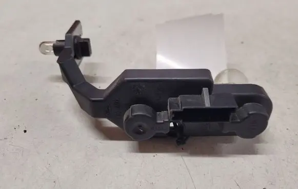Ford Galaxy Tail light bulb cover holder 162496