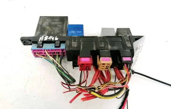 Audi A4 S4 B5 8D Fuse box set 8L0941822A 896083000