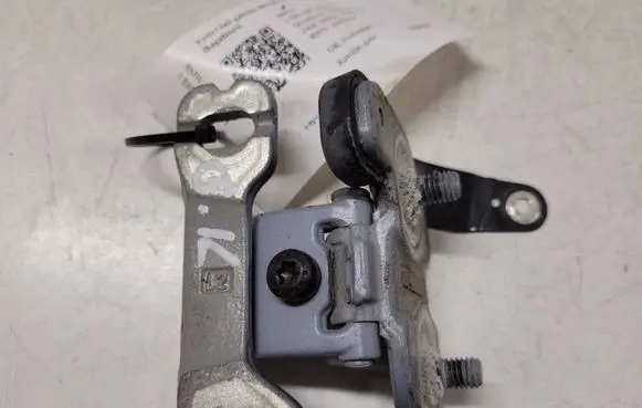 BMW 1 E81 E87 Tailgate/trunk/boot hinge 708062508