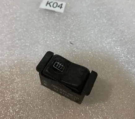 Mercedes-Benz SL R107 Windscreen/window heater switch A0008206010