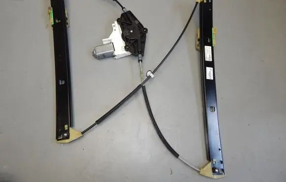 Audi Q5 SQ5 Front door manual window regulator 8R0837461J