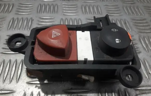 Renault Scenic II - Grand scenic II Hazard light switch 88040001 88040002