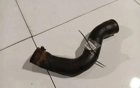 Toyota Avensis T250 Intercooler hose/pipe