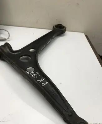 Seat Alhambra (Mk1) Front lower control arm/wishbone