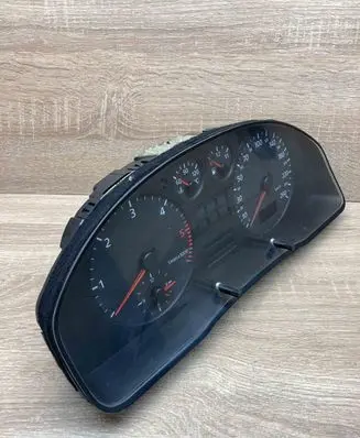 Audi A4 S4 B5 8D Speedometer (instrument cluster) 8D0919861F 110008989 001
