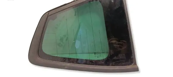 Opel Zafira C Rear side window AS3