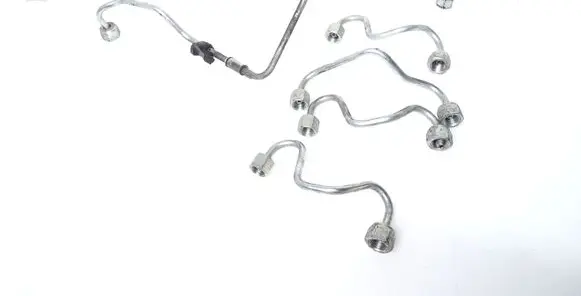 Nissan X-Trail T31 Fuel line pipe