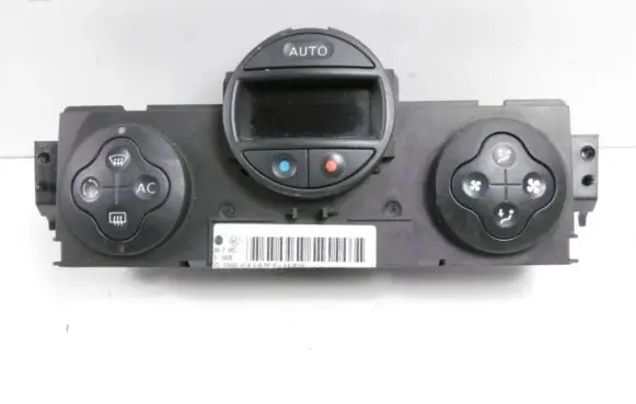 Renault Megane II Air conditioning/heating control unit 82000070752