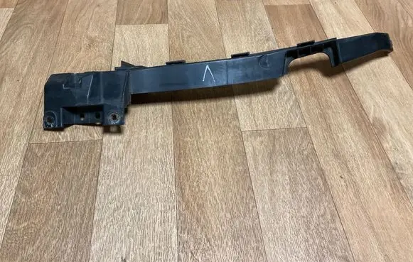 Opel Insignia A Headlight/headlamp mounting bracket 13250570