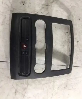 Mercedes-Benz Sprinter W906 Radio/GPS head unit trim A9066800017