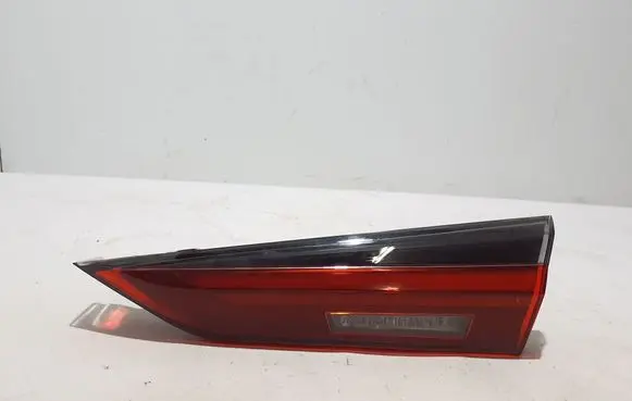 BMW 4 G22 G23 G24 G26 Tailgate rear/tail lights 7477608