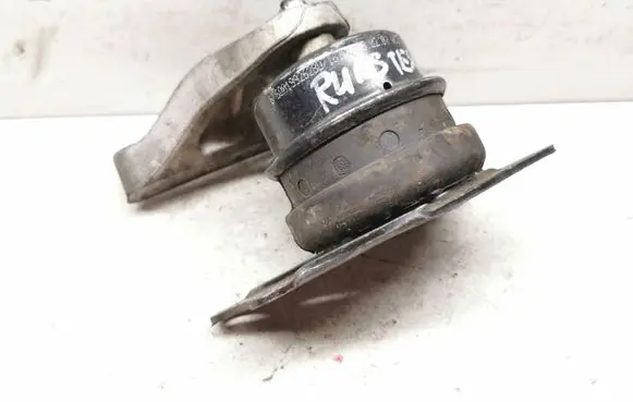 Skoda Roomster (5J) Engine mount bracket 6Q0199185R
