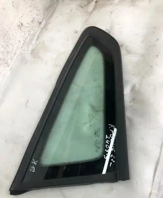 Ford Focus Rear side window 43r000054