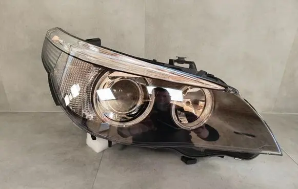 BMW 5 E60 E61 Headlight/headlamp 716572