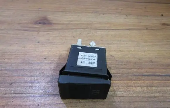 Audi A6 S6 C4 4A Fog light switch 4A0941535 PNT
