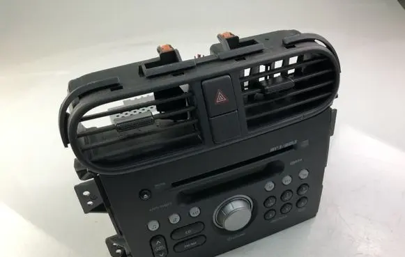 Opel Agila B Radio/CD/DVD/GPS head unit 3910151K0