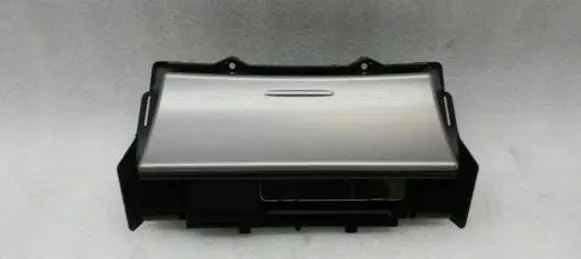 Jaguar XJ X350 Car ashtray C2C35369