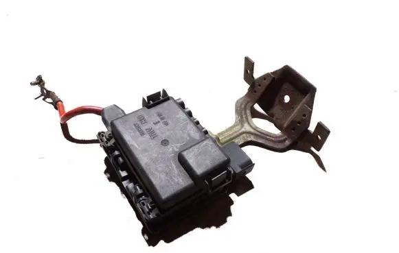 Volkswagen Transporter - Caravelle T4 Fuse module 7D0937509