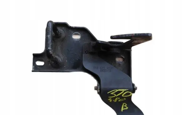 Skoda Superb B6 (3T) Engine bonnet/hood lock/latch loop/hook 3T0823480B
