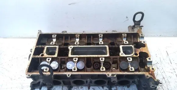 Ford Mondeo MK IV Engine head RF6C1G