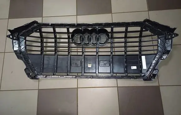 Audi Q3 F3 Front bumper upper radiator grill 83A853651B 83A853651C