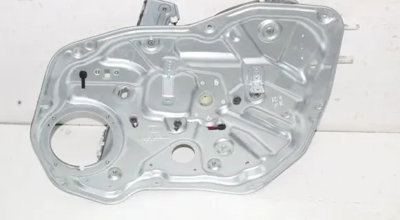 KIA Sorento Front door window regulator with motor 