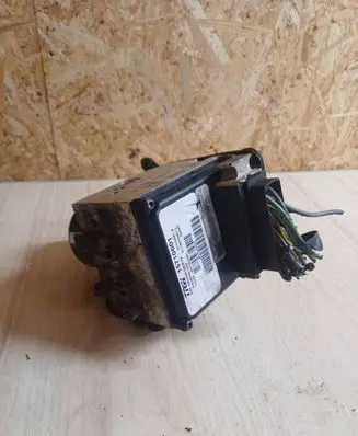 Peugeot 407 ABS Pump 15710601 657054580 S118676001L