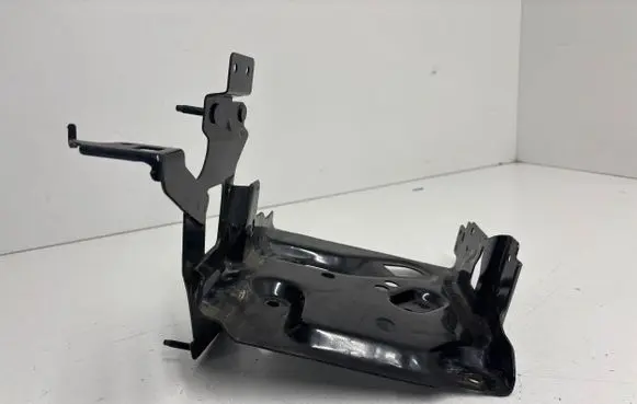 Battery tray