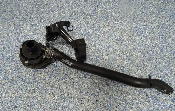 Volkswagen Golf VII Electric auxiliary coolant/water pump 5G0965567