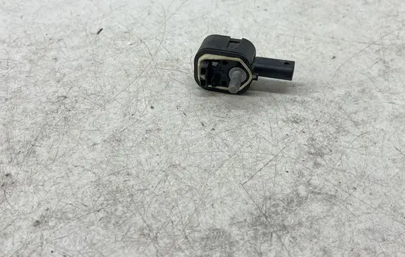 BMW 5 F10 F11 Airbag deployment crash/impact sensor 9224178